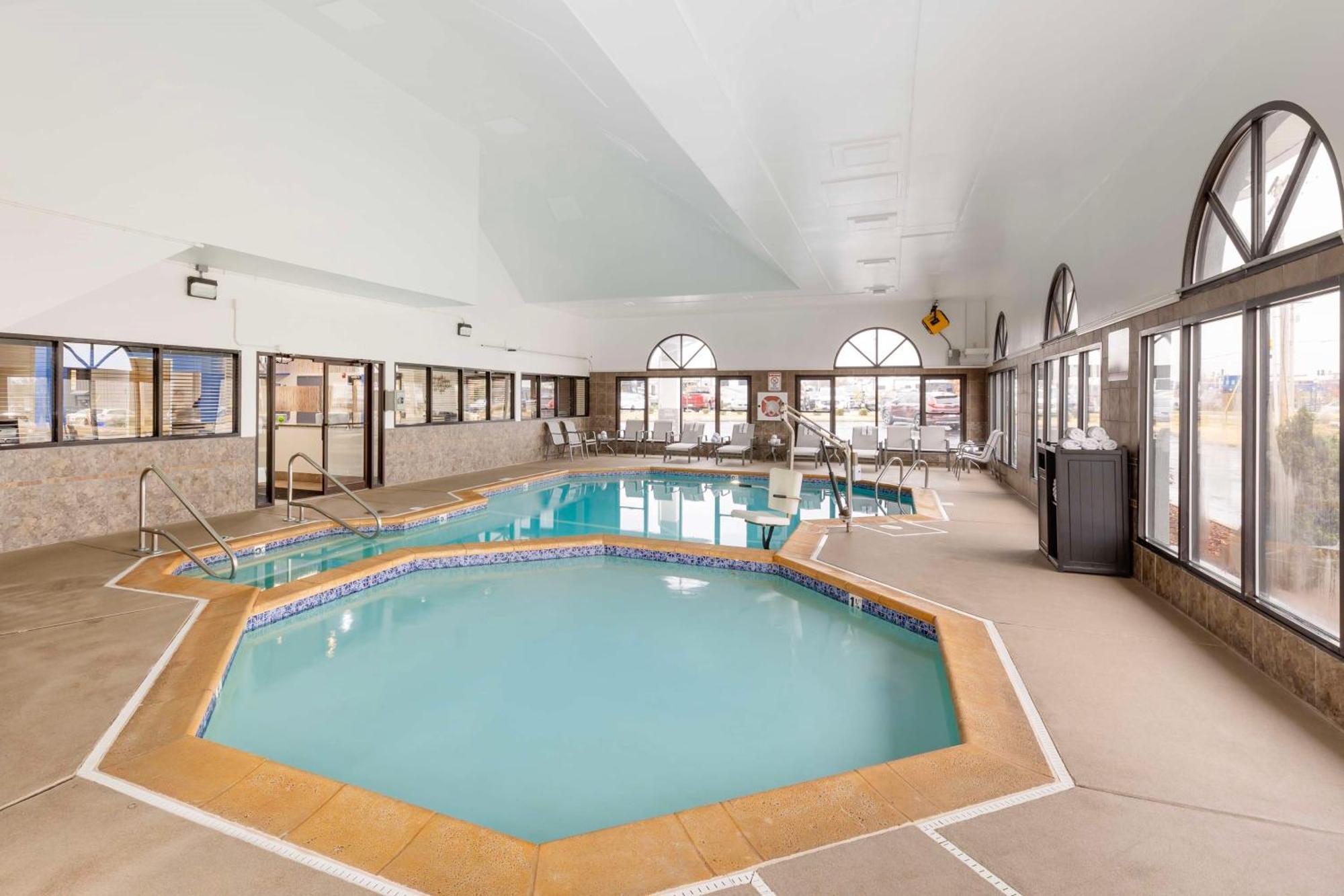Best Western St. Louis Inn Arnold Kültér fotó